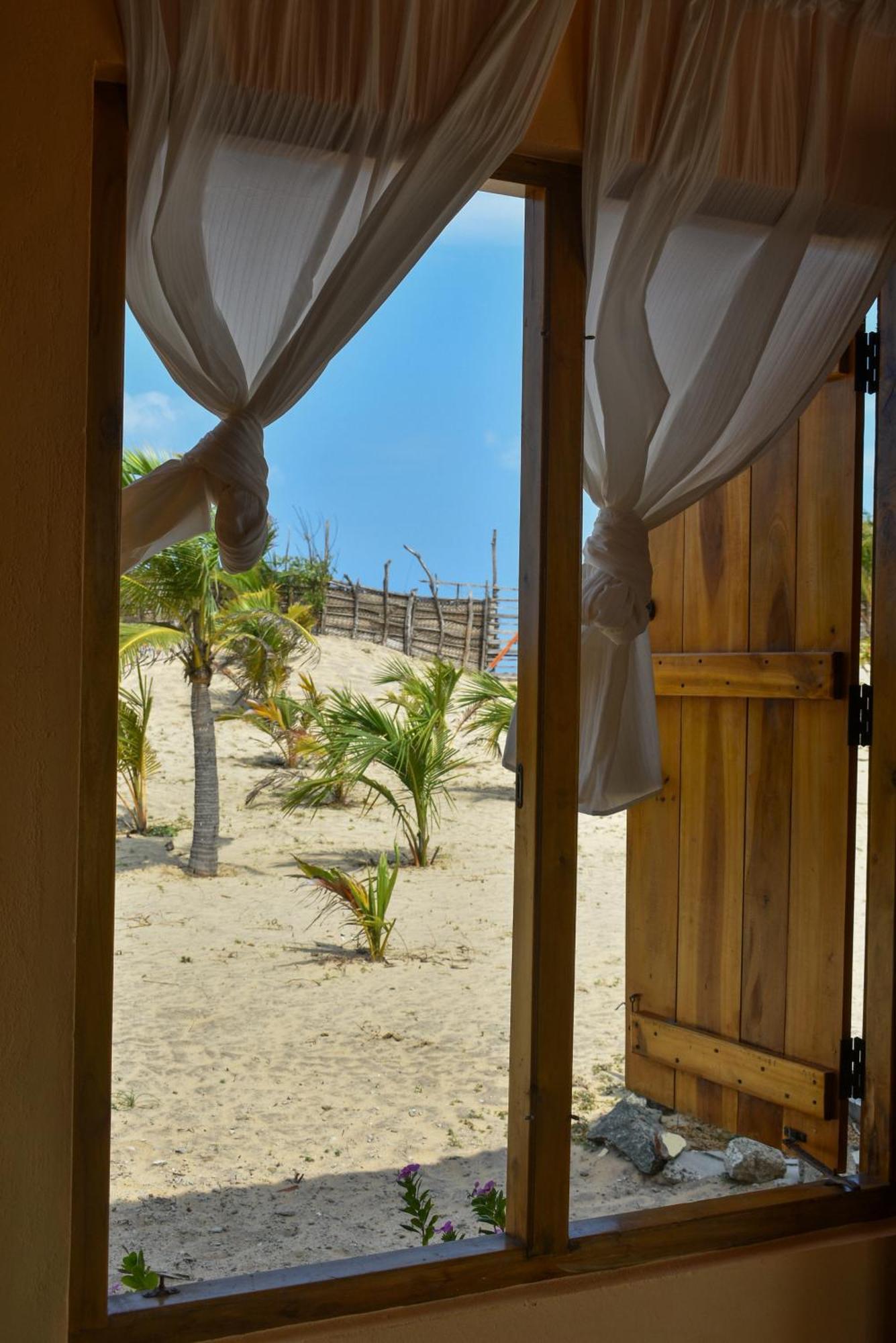 Salty Alchemy Arugam Bay Exterior foto
